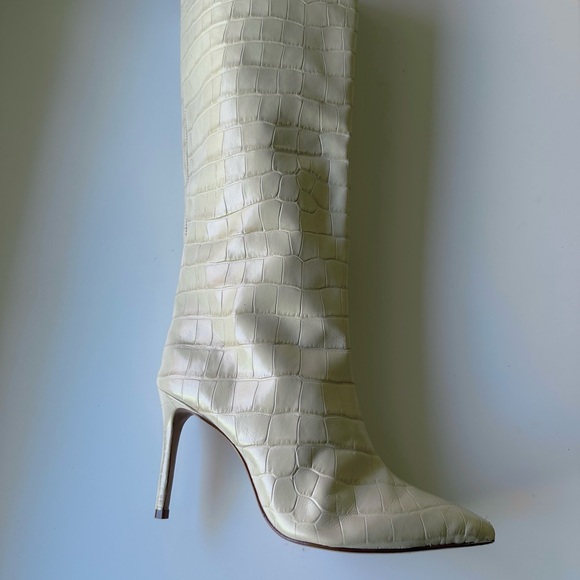 Schutz | MARYANA CROCODILE-EMBOSSED LEATHER BOOT | US 7 - Picture 8 of 13